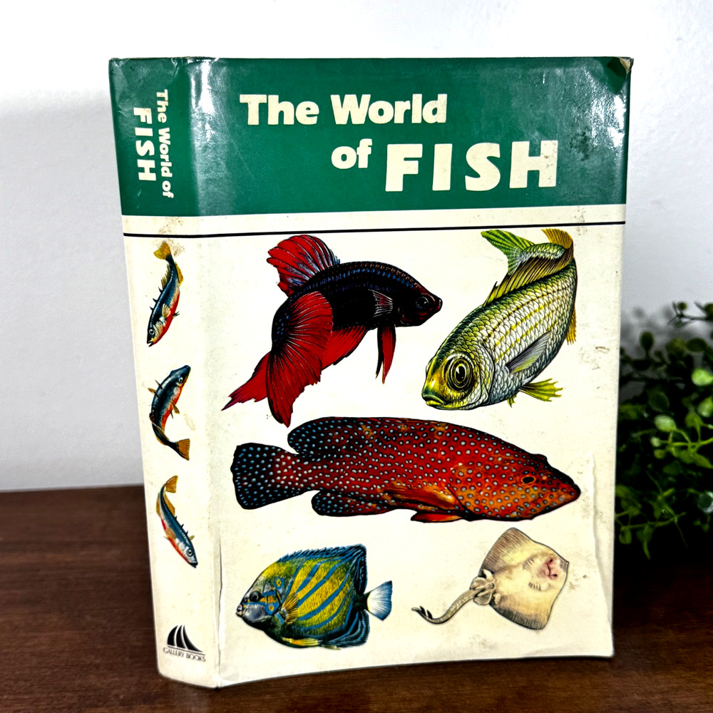 The World of Fish by Franco De Carli Gallery Books 1978 Reference Book